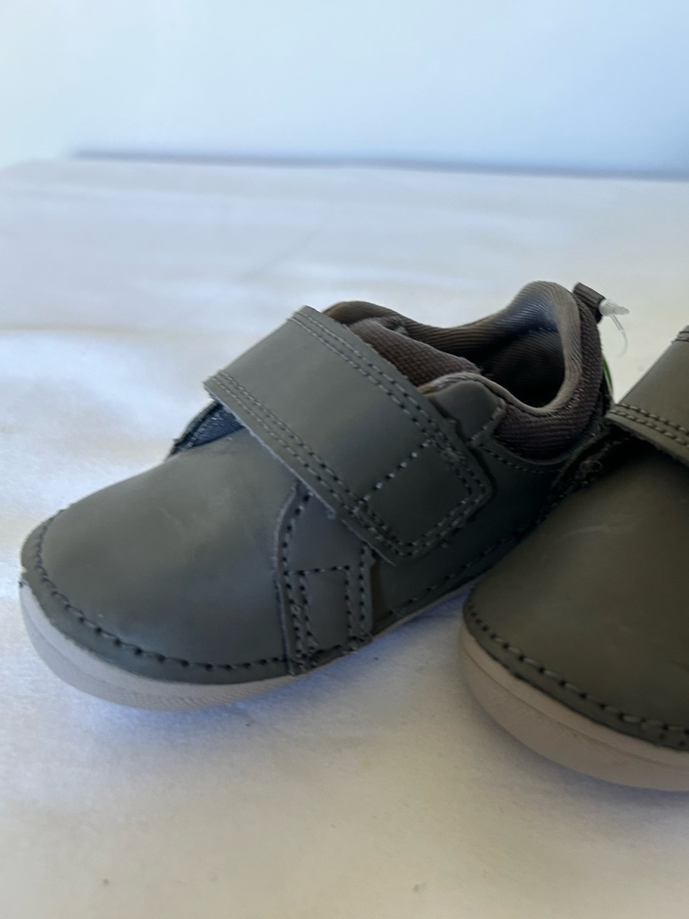 Stride Rite Toddler Casual Hook-and-Loop Shoes in Gray
